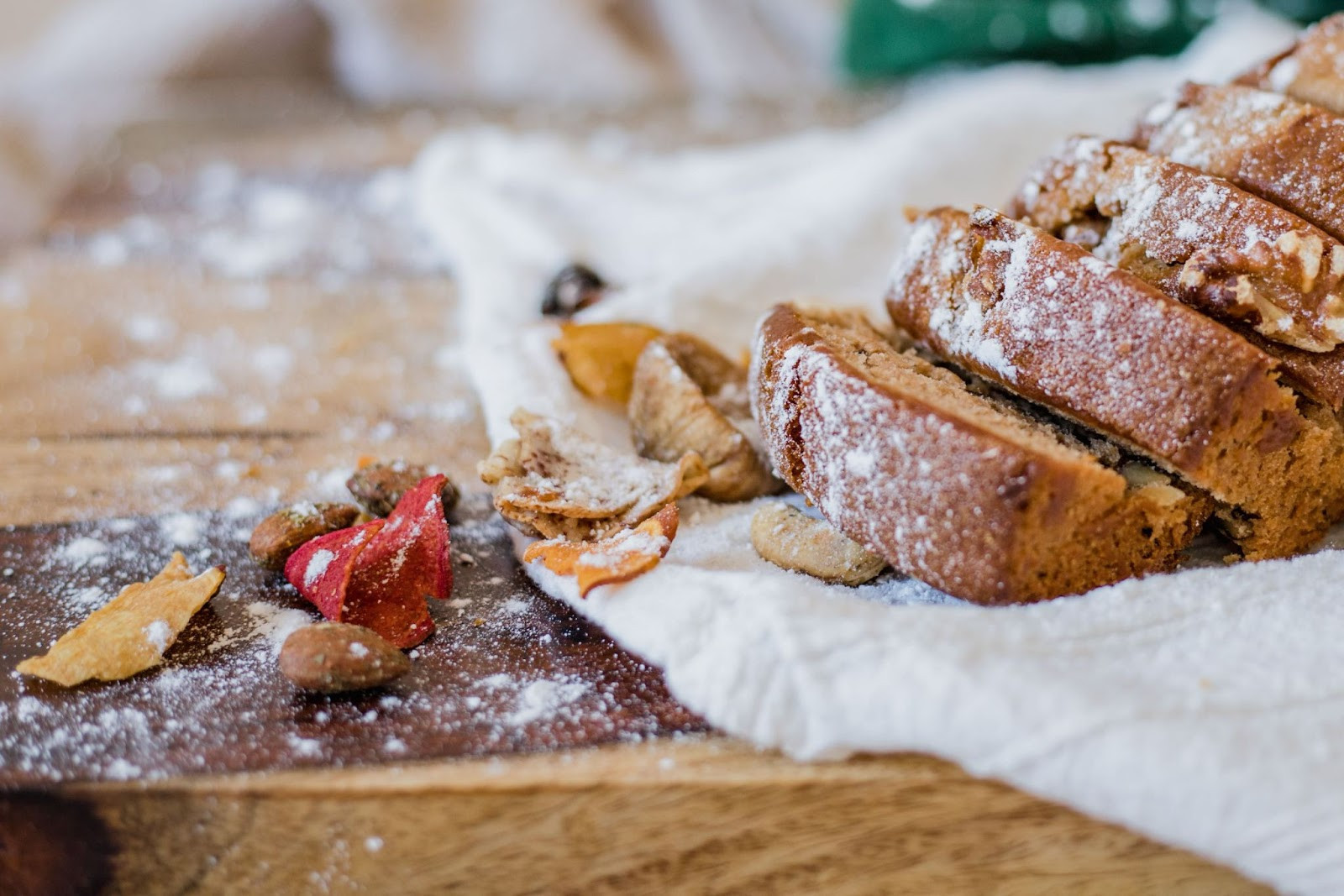 Gâteau moelleux aux dattes